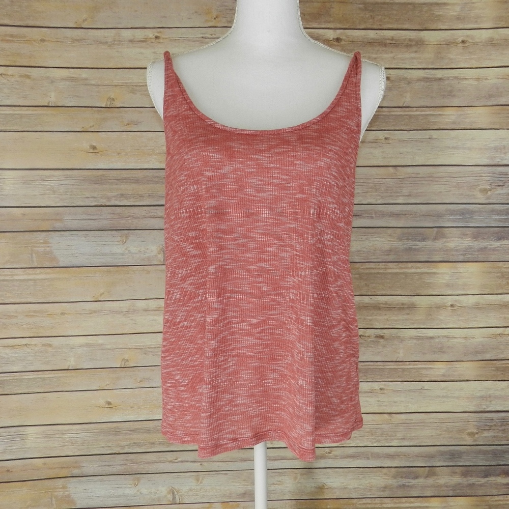 💜Red and white tank top